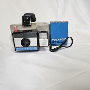 Polaroid Instant‎ Camera with Blue Film Pack Swinger Sentinel Land Camera